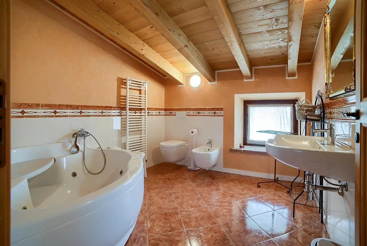 La Fonte Degli Dei (Adults Only) 0*, Negrar